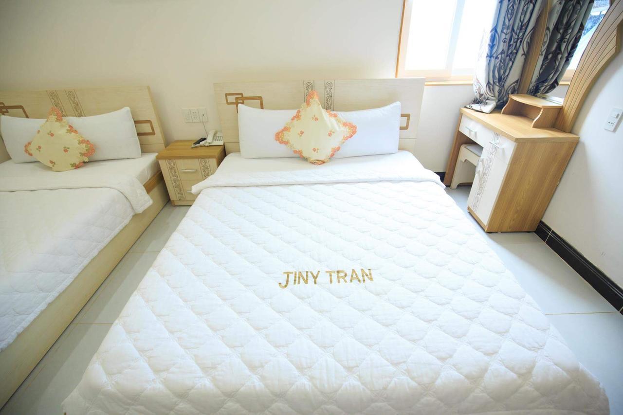 Jiny Tran Hotel Duong Dong  ภายนอก รูปภาพ