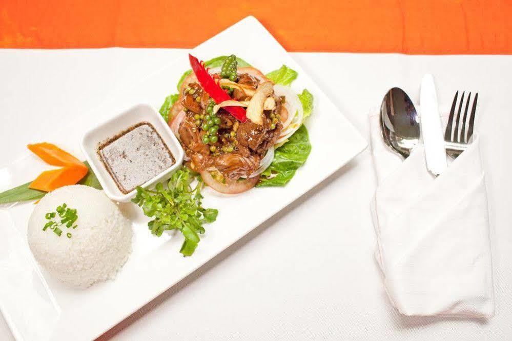 Jiny Tran Hotel Duong Dong  ภายนอก รูปภาพ